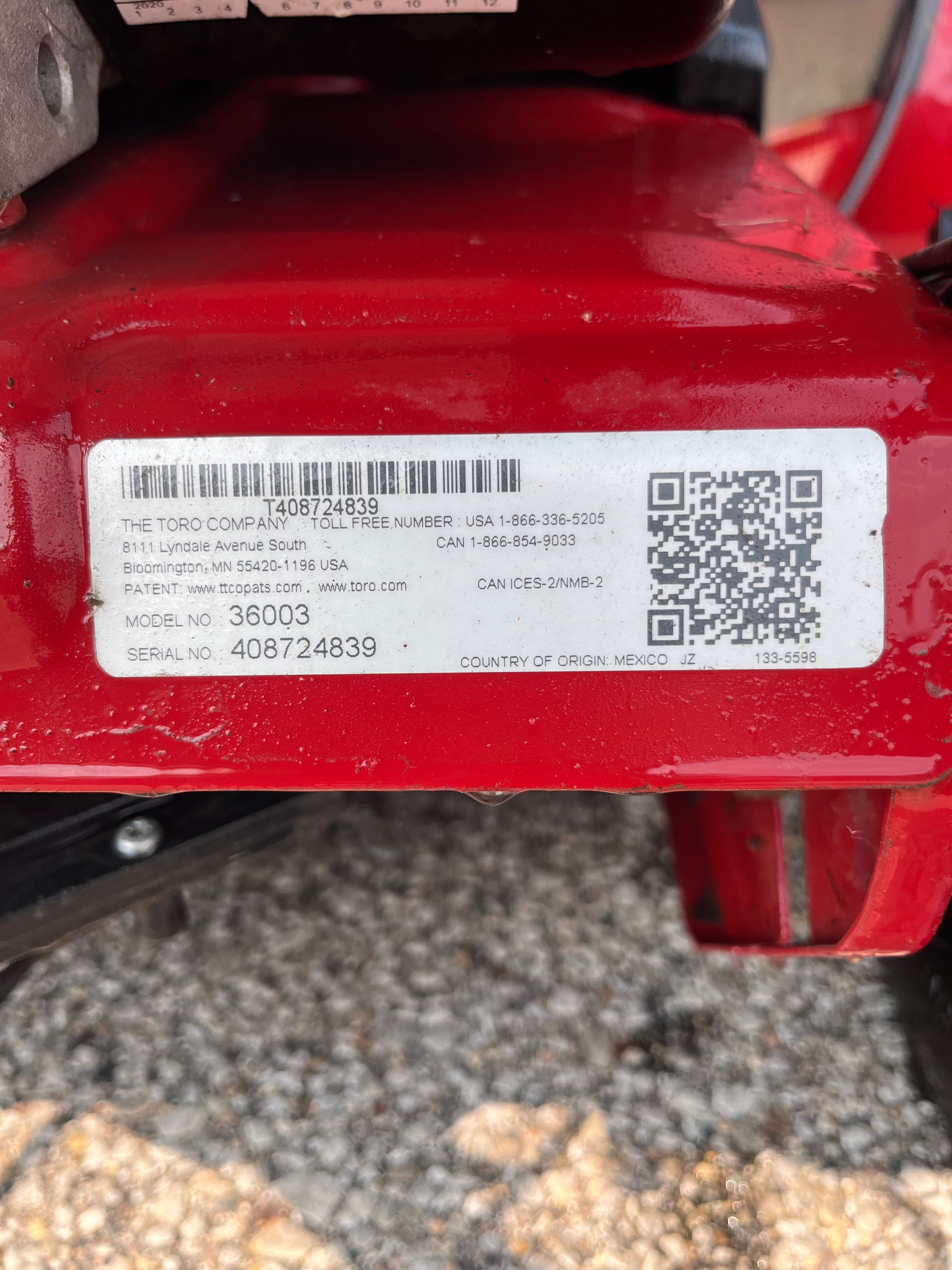 Toro 824 QXE 24” Snow Blower
