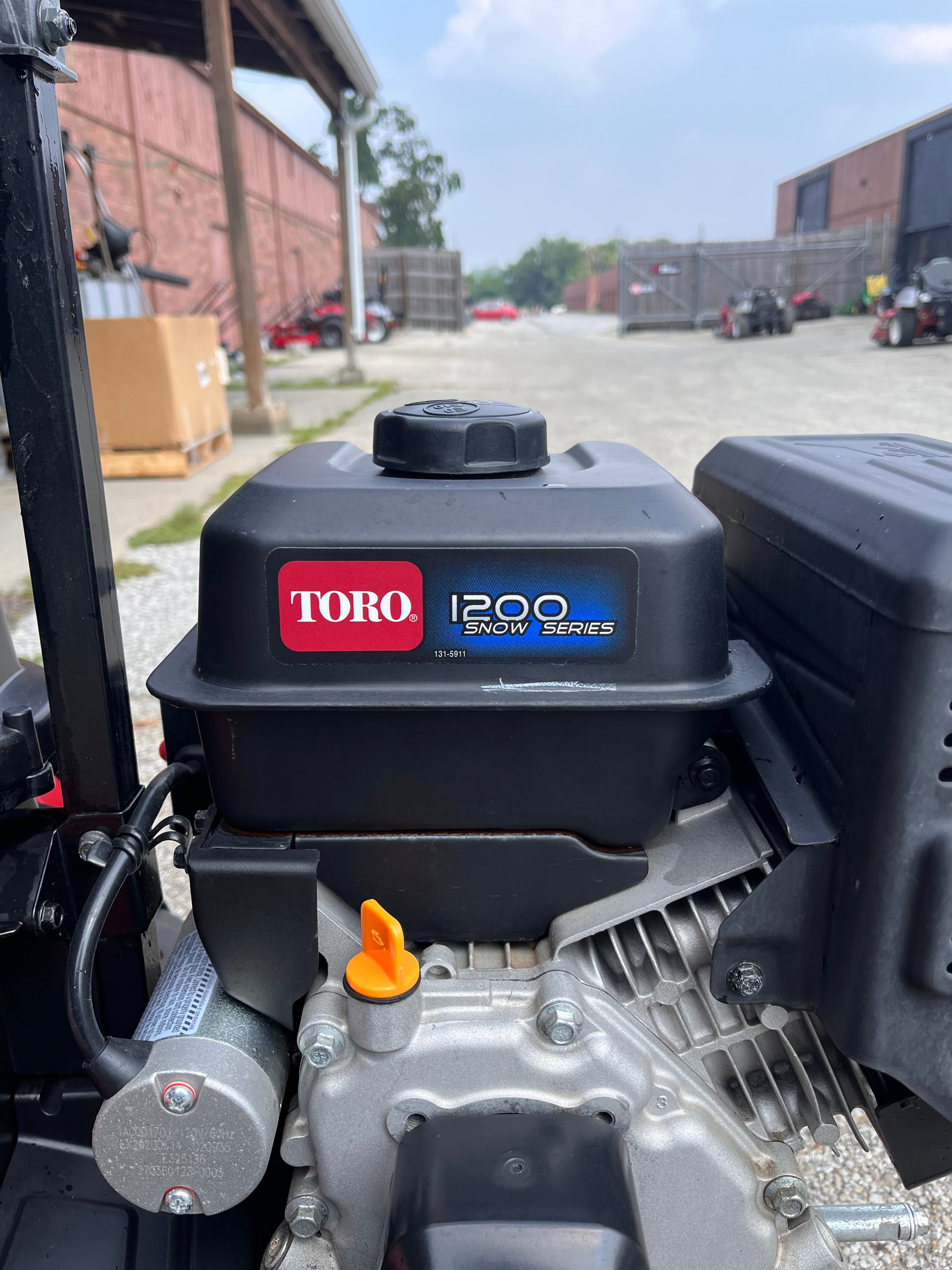 Toro 824 QXE 24” Snow Blower