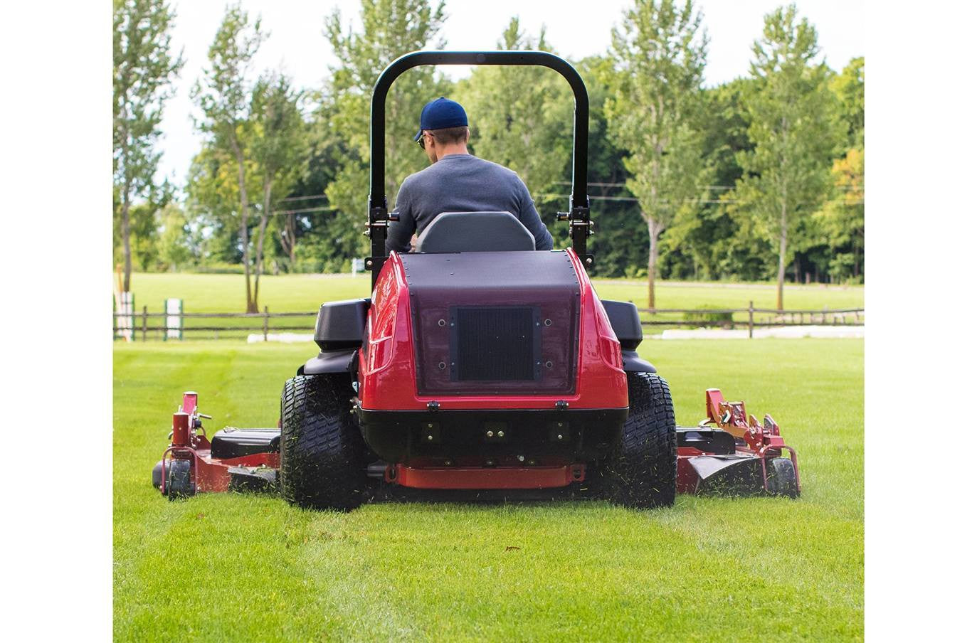 Toro 7500-G Series 96 in. (244 cm) 38 hp (74090)