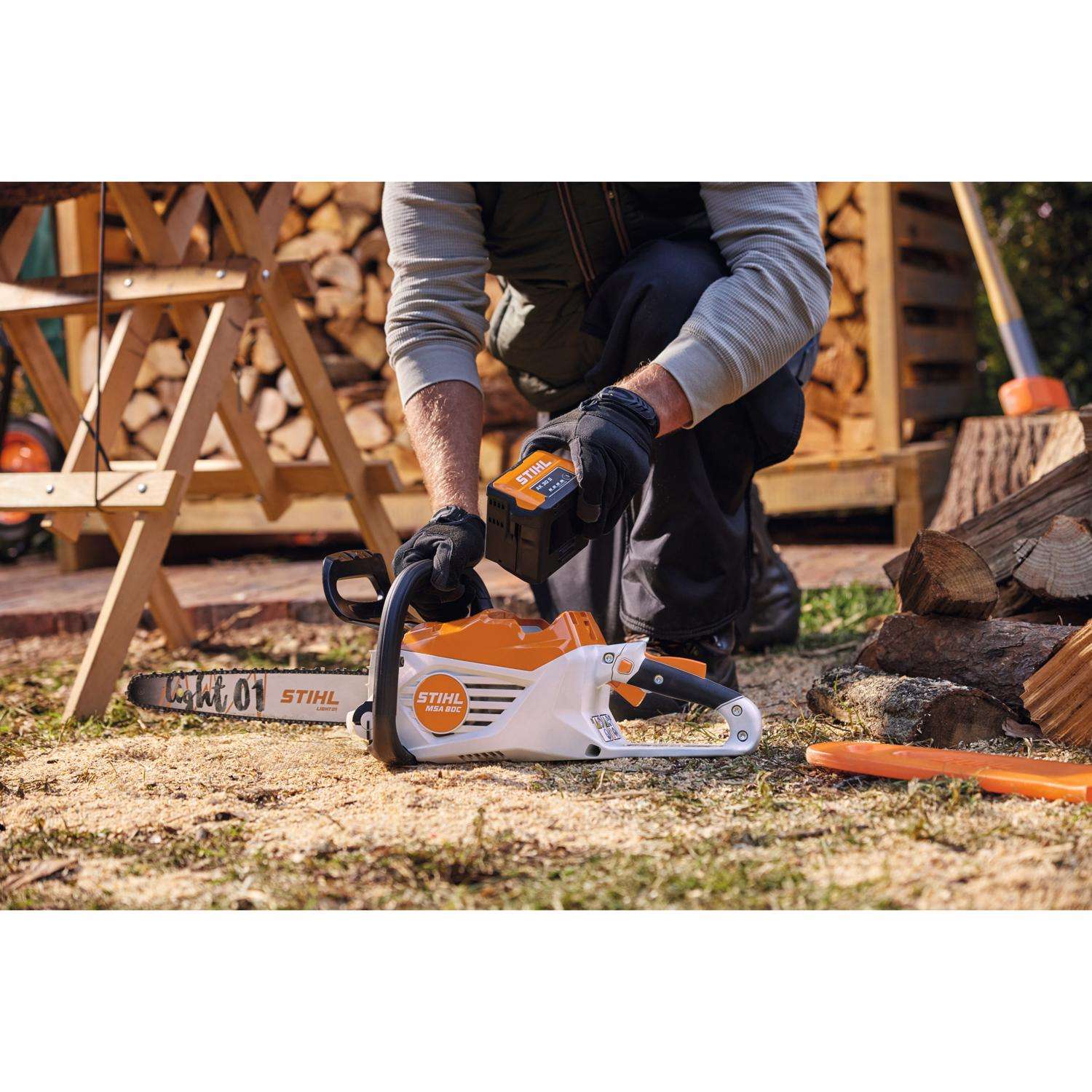STIHL® MSA 80 Set 14 in.