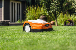 STIHL® RMI 422 Robotic Mower