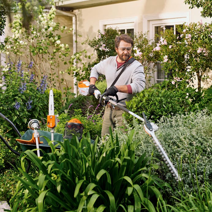 STIHL® KMA 80 R