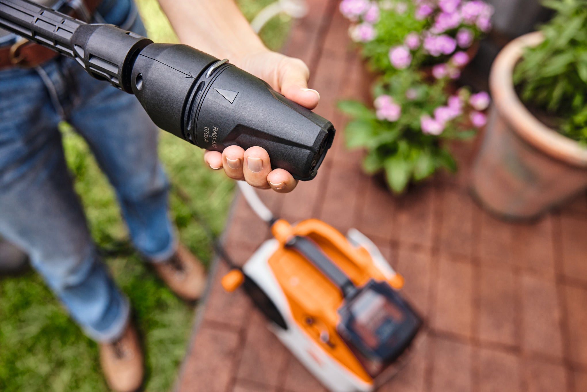STIHL® REA 60 PLUS Cordless Pressure Washer