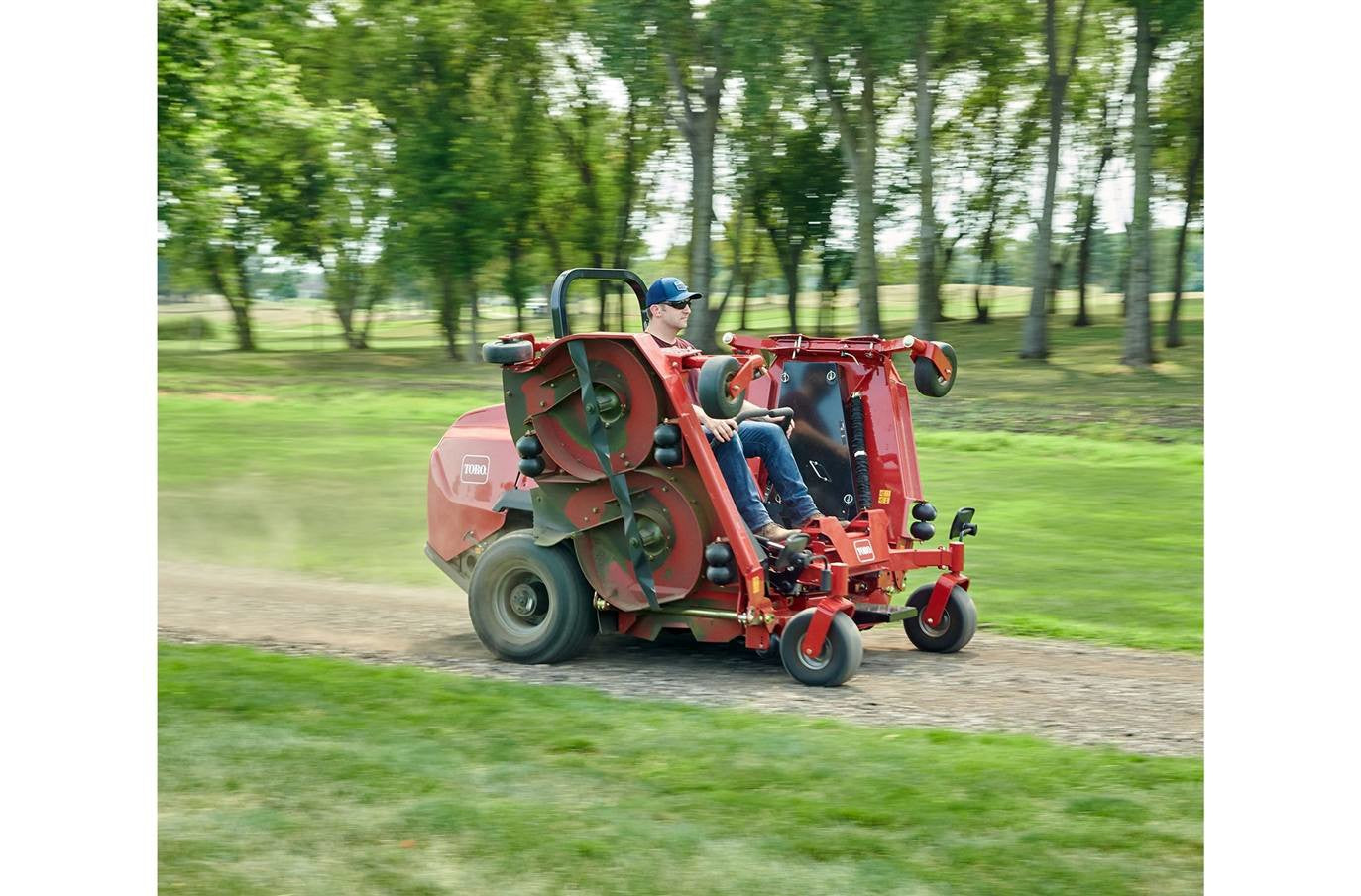 Toro 7500-D Series 144 in. (366 cm) 44 hp 1568cc Diesel Rear Discharge (72144)