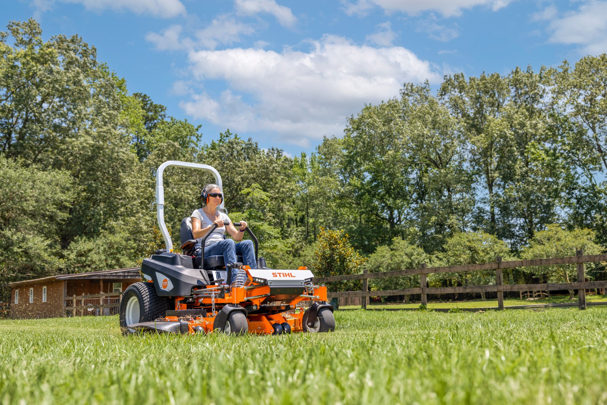 STIHL® RZ 760¡ Ride on Zero Turn
