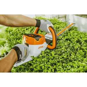 STIHL® HSA 56 Cordless hedge trimmer, 450mm/18