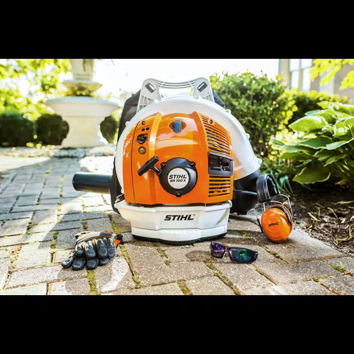 STIHL® BR 700 Backpack Blower | High‑Output Commercial Gas Engine