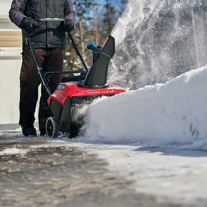 Toro 21 in. (53 cm) Power Clear® 821 R-C Gas Snow Blower