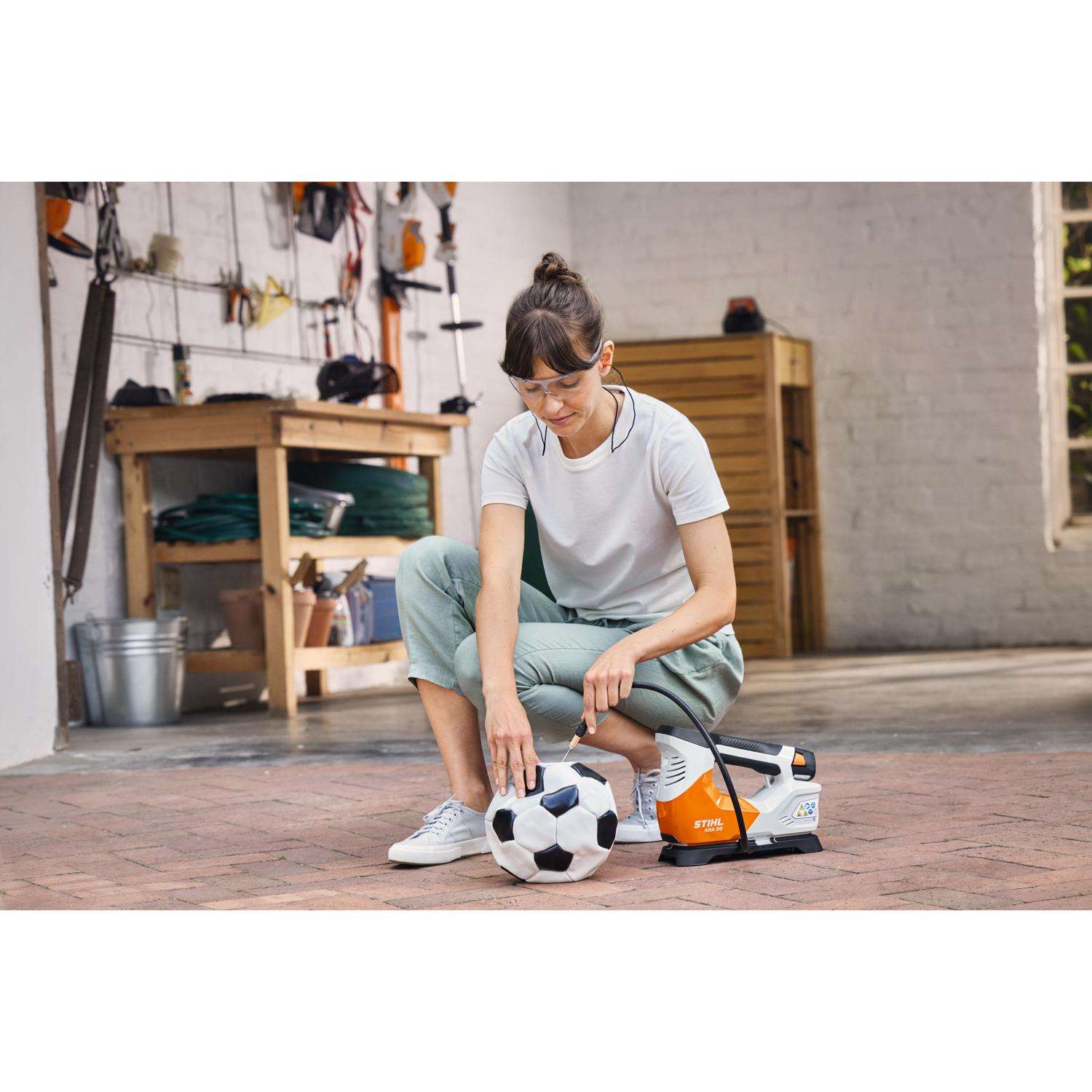 STIHL® KOA 20 SET Portable Compact Inflator