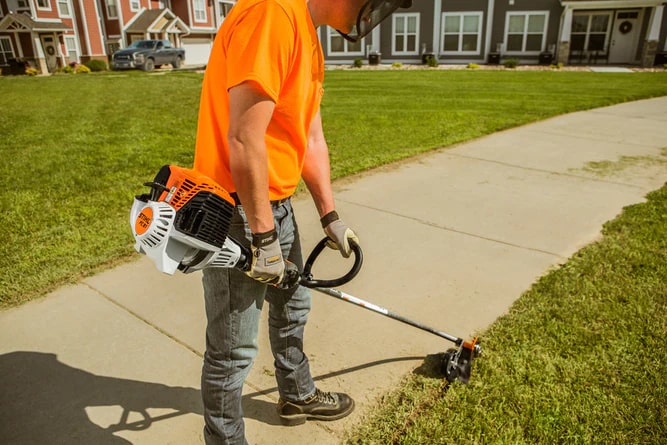 STIHL® FC 91 Curved Shaft Handheld Edger