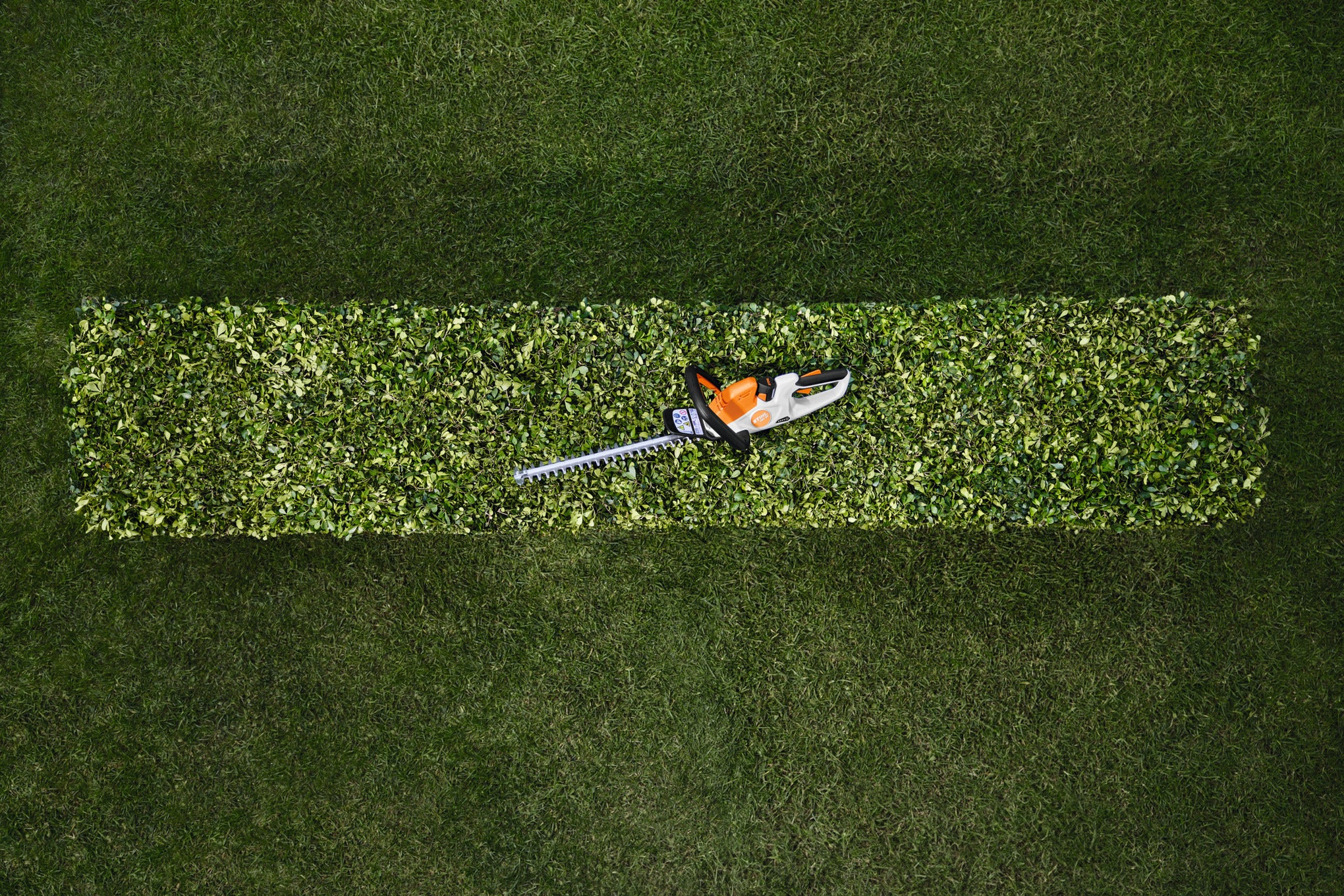 STIHL® HSA 30 Cordless Hedge Trimmer