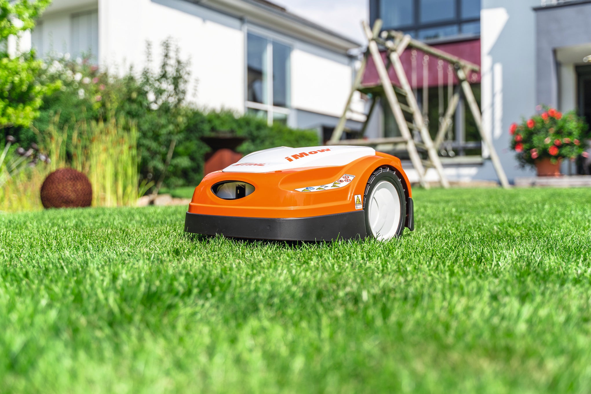 STIHL® RMI422 Robotic Lawn Mower