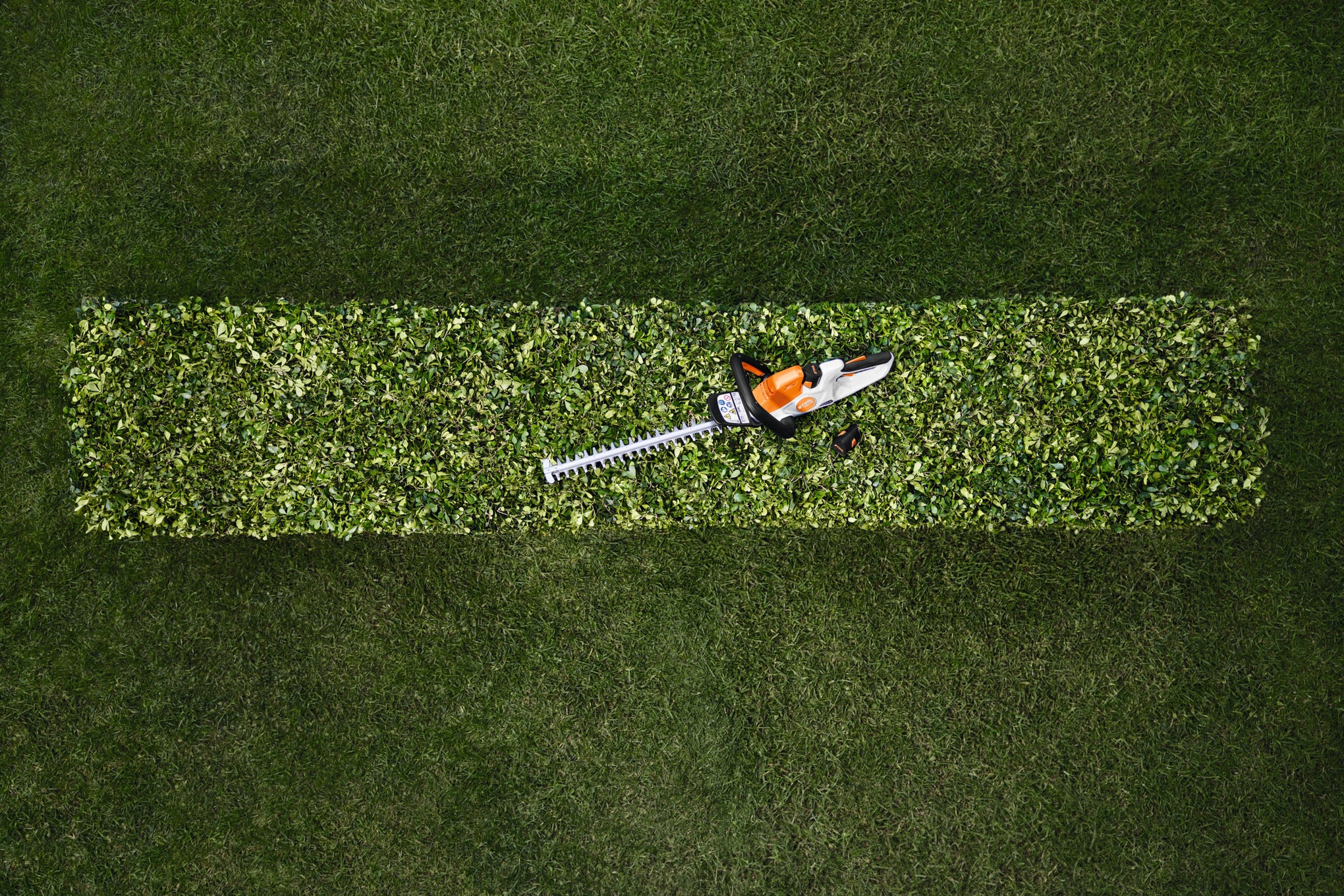 STIHL® HSA 40 Cordless Hedge Trimmer (HA080113523)