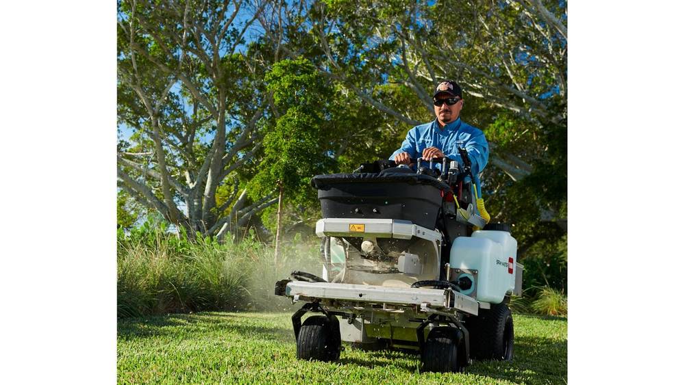 Toro Stand-On SprayMaster Junior (34231)