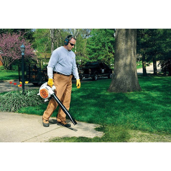 STIHL® BG 86 Handheld Blower | 27.2cc Engine | Up to 15 Newtons Blowing Force