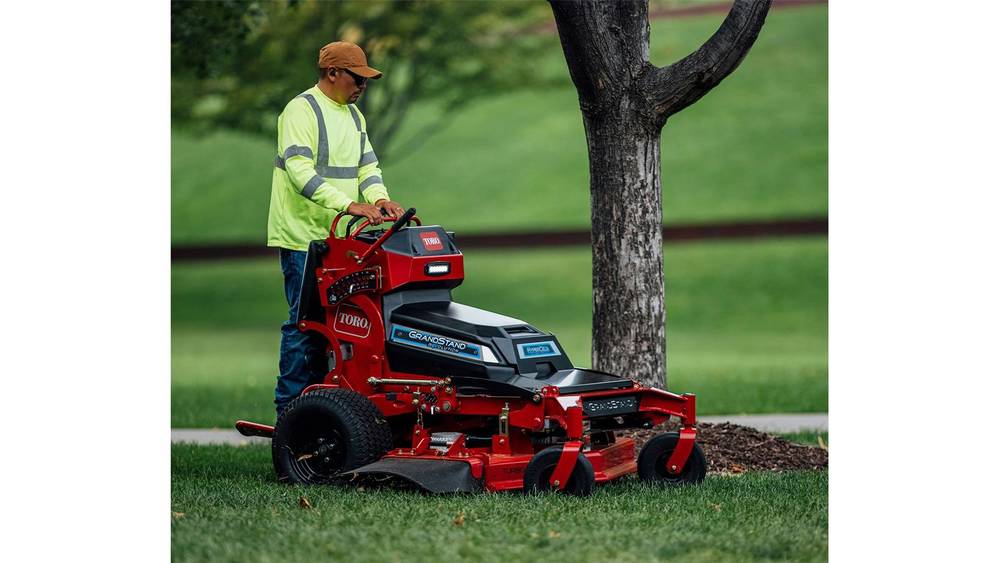 Toro Revolution GrandStand® 48 in. (122 cm) (18562)