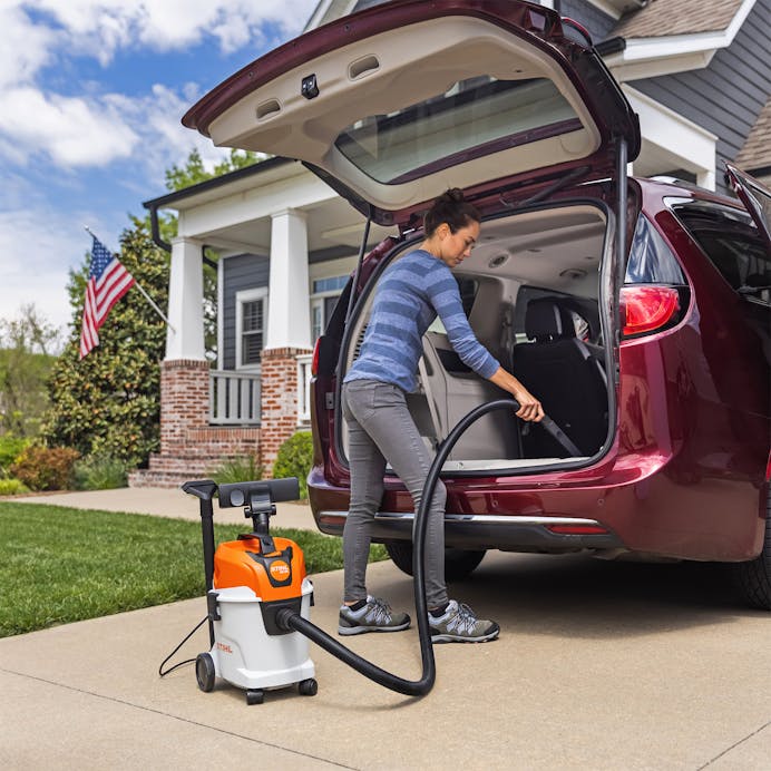 STIHL® SE 33 Vacuum