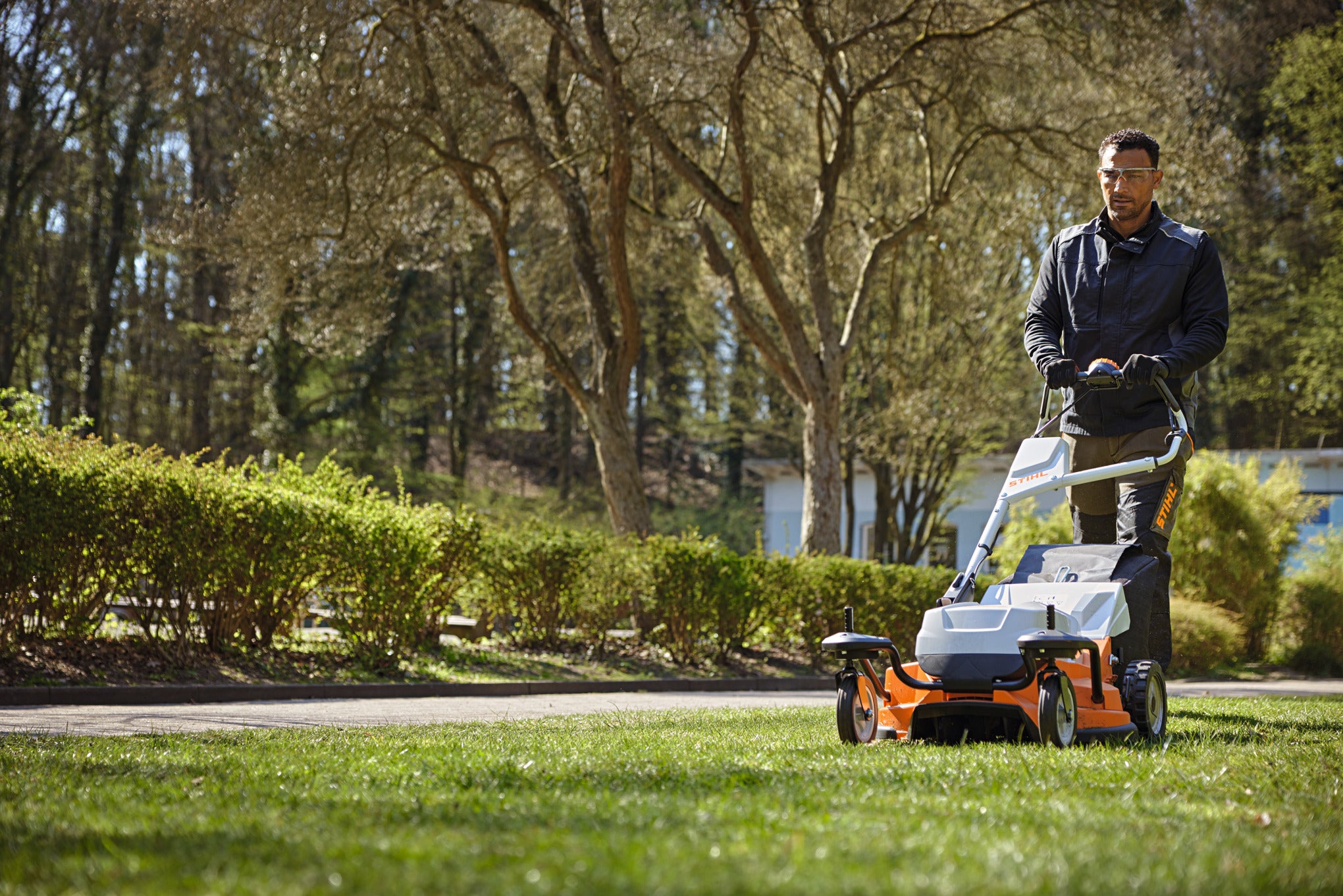 STIHL® RMA 765 Cordless Lawn Mower
