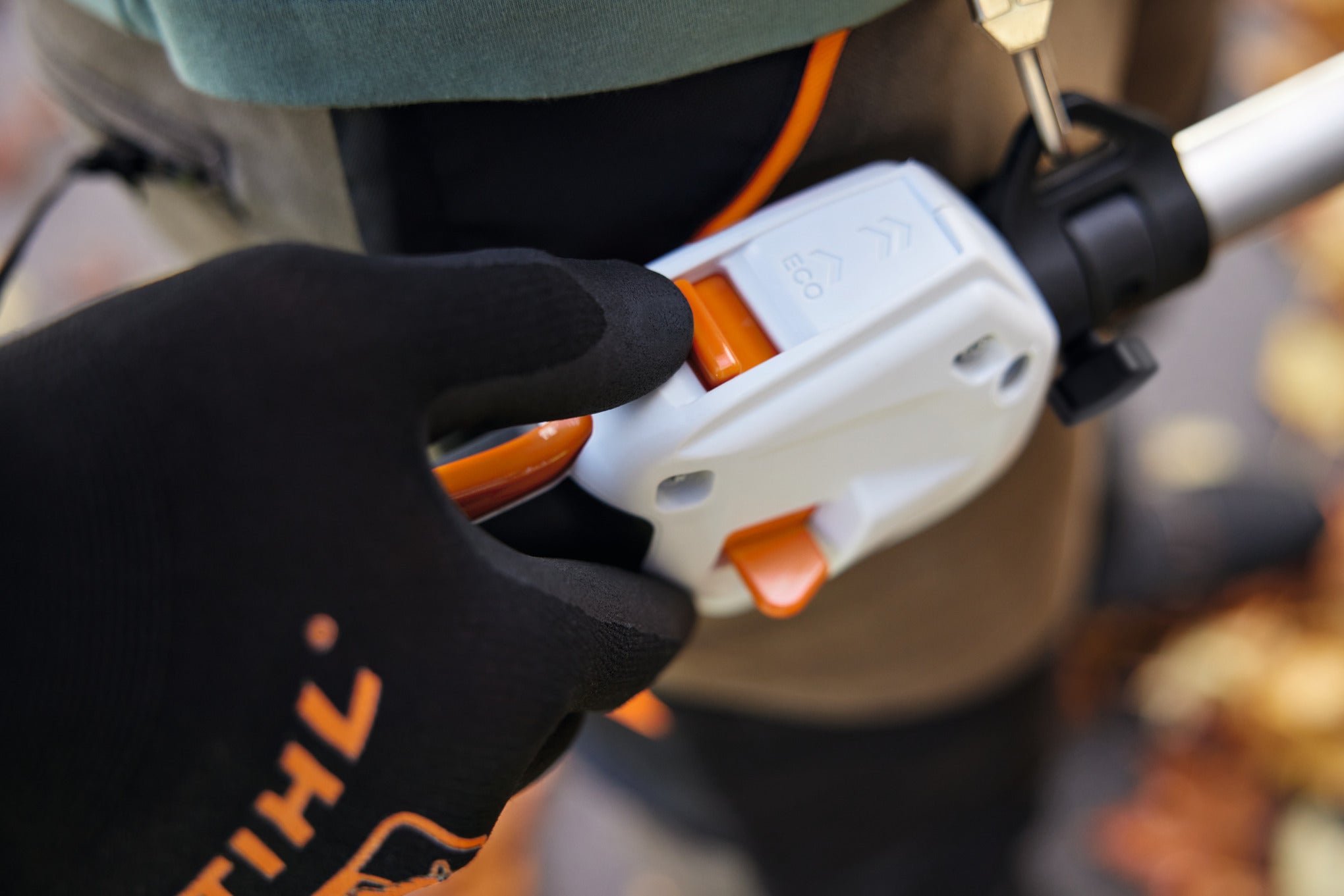 STIHL® KMA 120 R Cordless KombiMotor